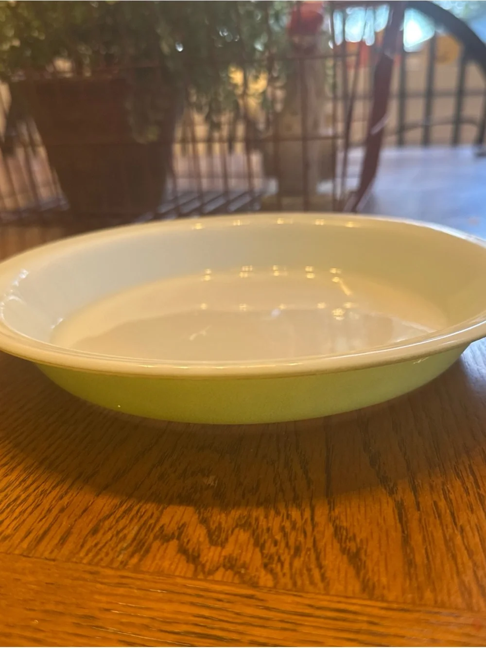 Vintage Pyrex Lime Green 909 Pie Plate 9 Inch